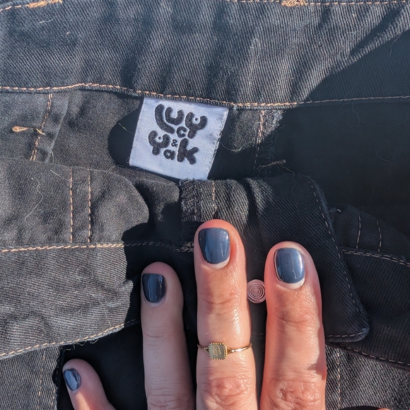 Discontinued Lucy And Yak Black Jogger Cargo Pants - Picture 2 of 4